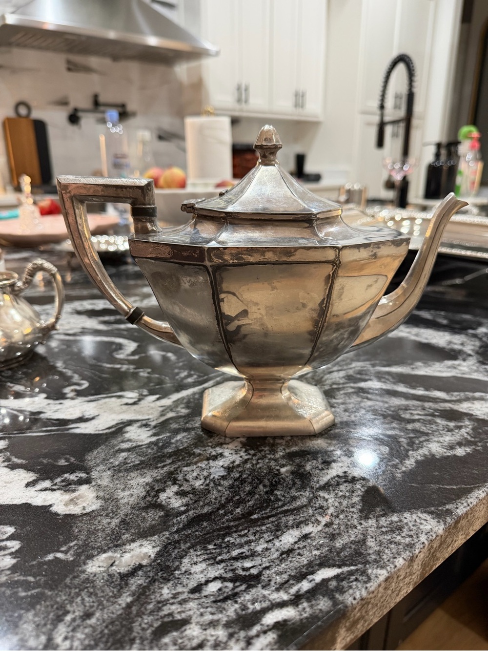 Vintage Silver-Tone Teapot - Elegant Faceted Design